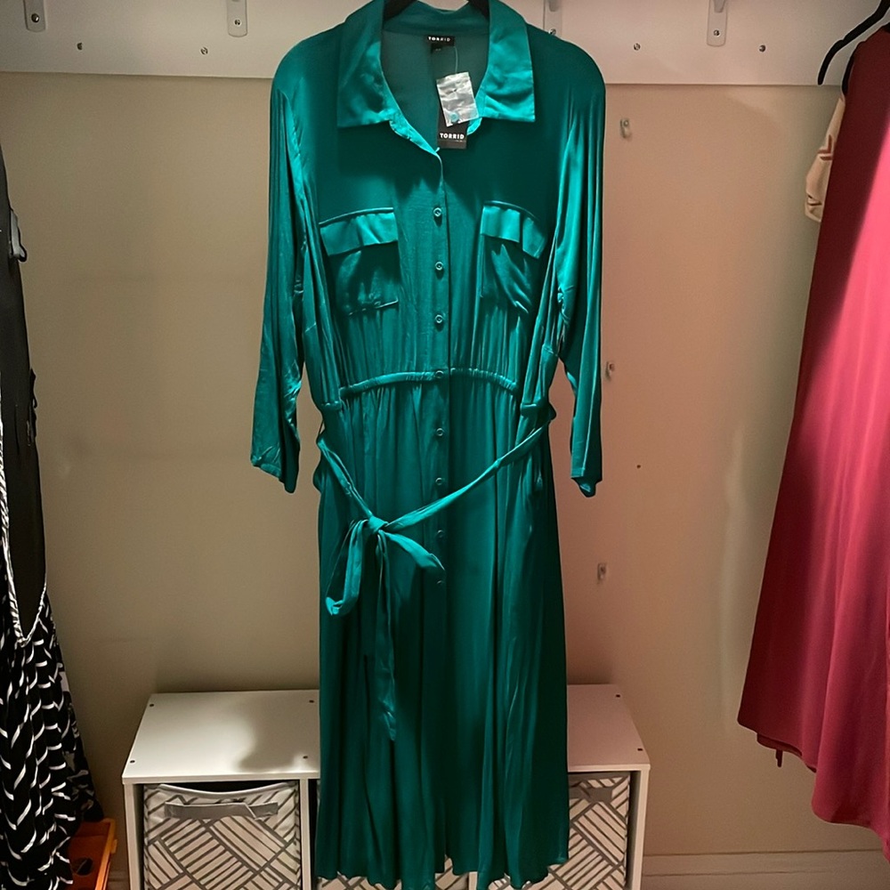 Green Shirtdress
